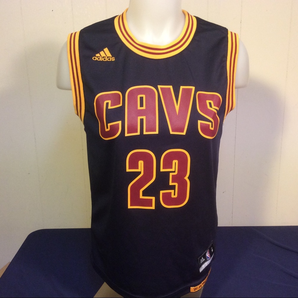 Adidas NBA Cleveland Cavaliers womens James Jersey size medium